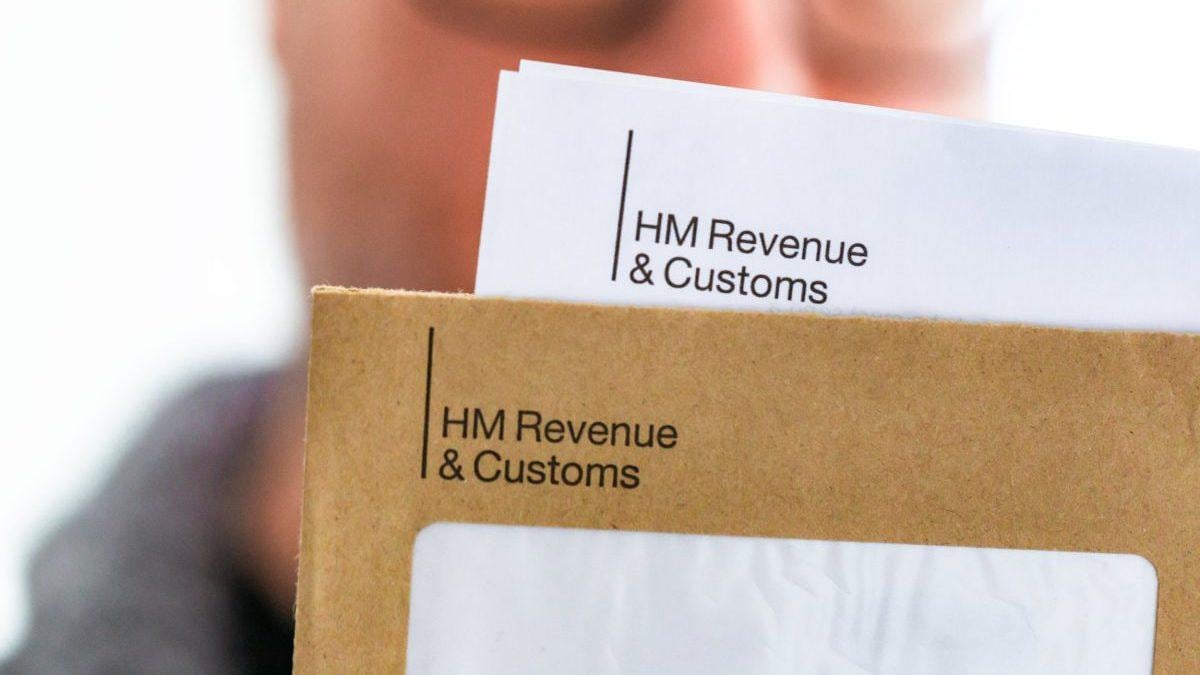 HMRC cutting letters to taxpayers in bid to save £50m