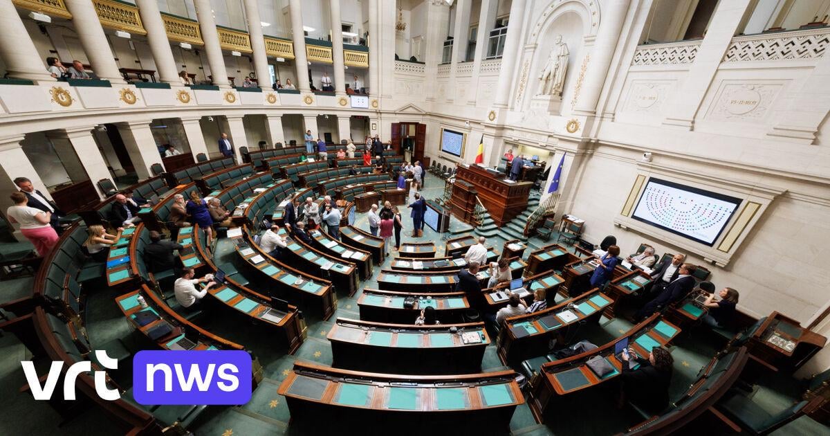 Kamervoorzitter De Roover gefrustreerd na te veel afwezige parlementsleden: "Burgers, hou hiermee rekening bij verkiezingen"