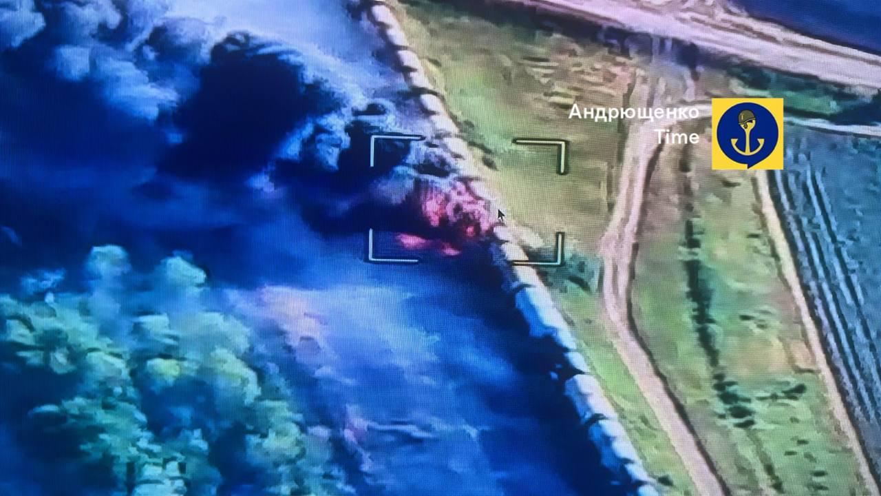 A special operation of the Main Directorate of the Ministry of Defense of Ukraine in the Zaporizhia direction," Andryushchenko reports. A Russian train with fuel tanks was hit, which was sent to supply the front. As of now, 11 tanks are already burning.
