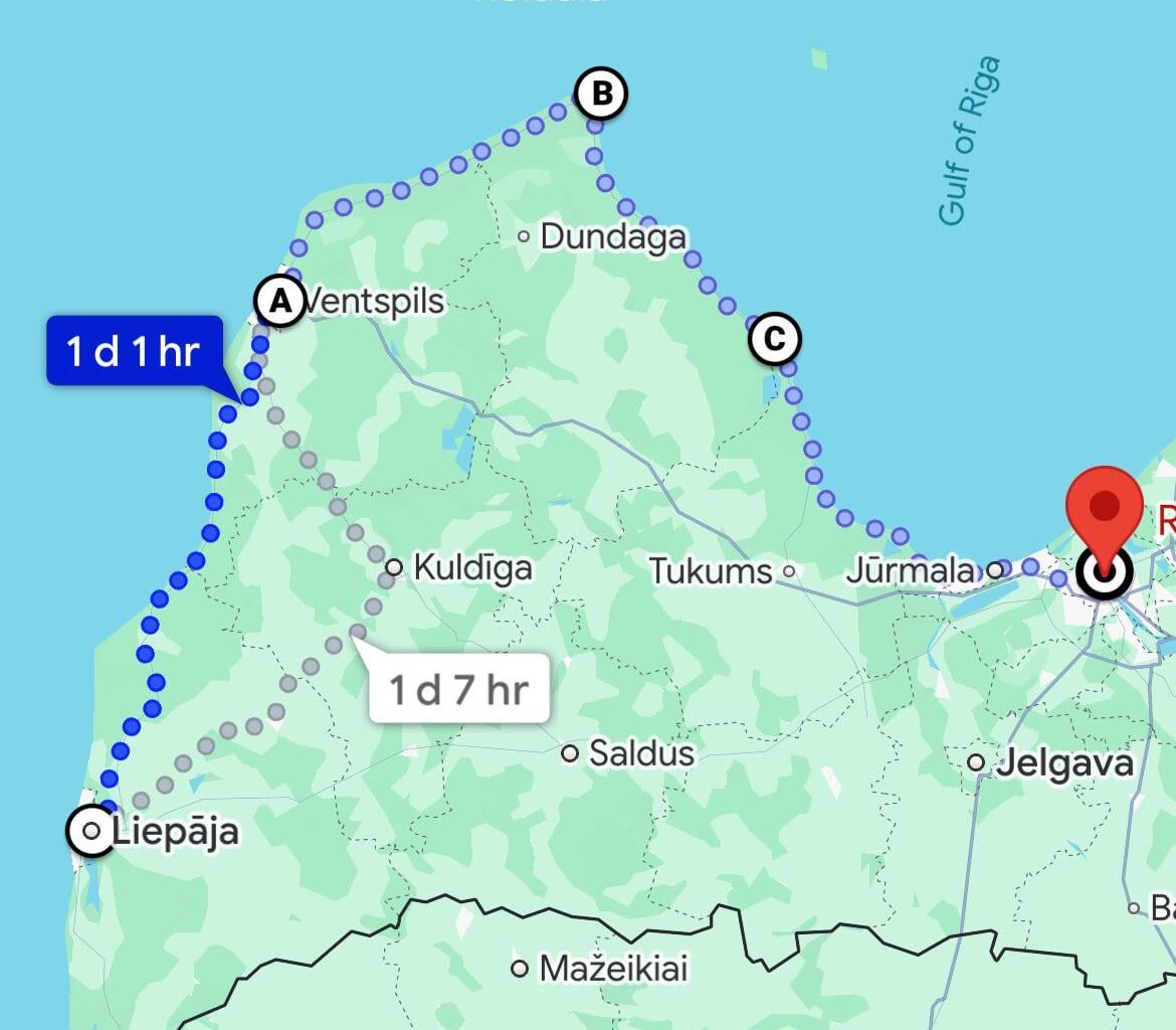 Bike trip by the shore
