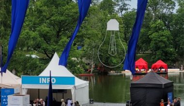 Pirmo reizi biju festivālā LAMPA Cēsīs. Ļoti patika. Žēl, ka nav iespējams apmeklēt visus pasākumus vienlaikus. Kādās diskusijās jūs bijāt? Dalieties iespaidos!