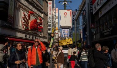 Japan’s Debt, Now Twice the Size of Its Economy, Forces Hard Choices