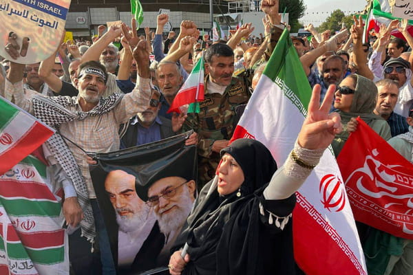 Des manifestations à Téhéran  - Guerre Israël - Iran ©