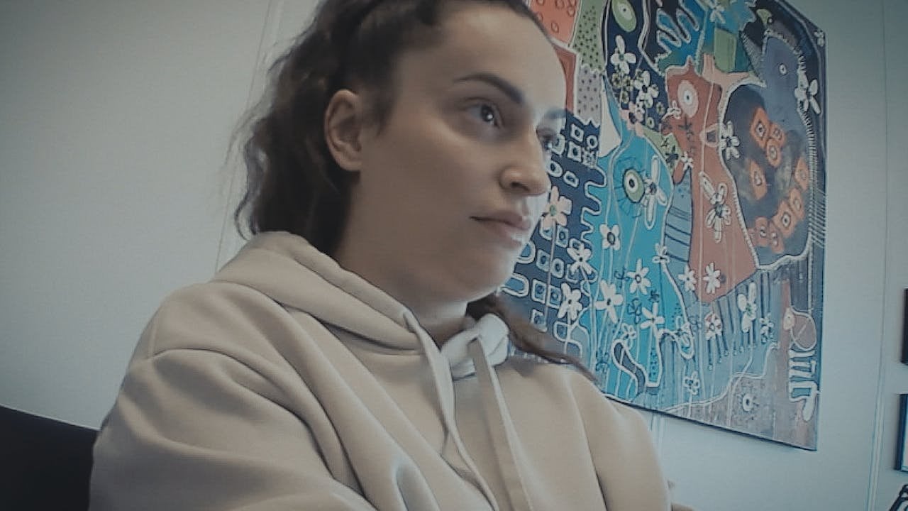 Politiet instruerede Amira Smajic i at lyve under afhøring – “et overgreb på retssikkerheden”, siger ekspert