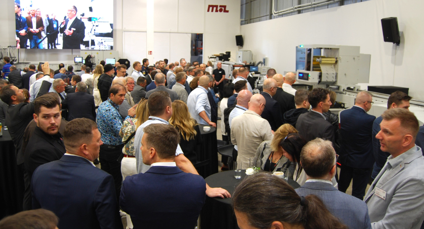 Mark Andy hosts open house in expanded Warsaw Technology Center