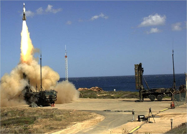 Otan : L'Italie va déployer un système de défense aérienne SAMP/T "Mamba" en Estonie
