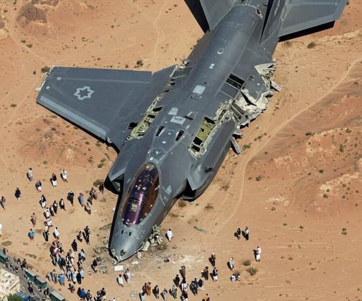 This is proof that Israel adapted its F35s for Dutch pilots. Jan, what do you have to say in your defense?