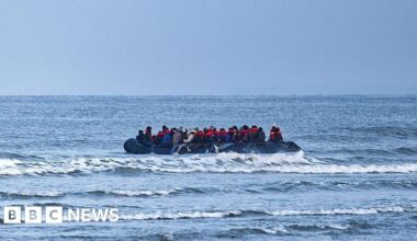 Government struggles to cut foreign aid spent on asylum hotels
