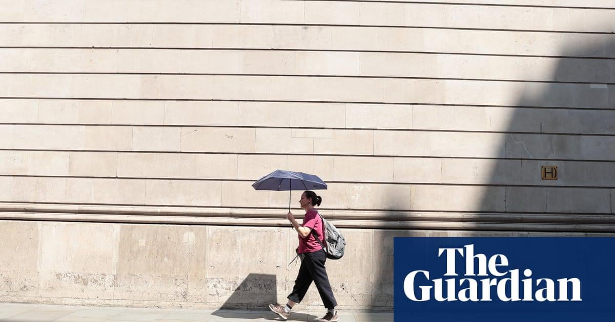 Deadly weekend heat in England ‘100 times more likely’ due to climate crisis. High temperatures likely to cause deaths and will worsen in future as global heating intensifies, scientists warn.