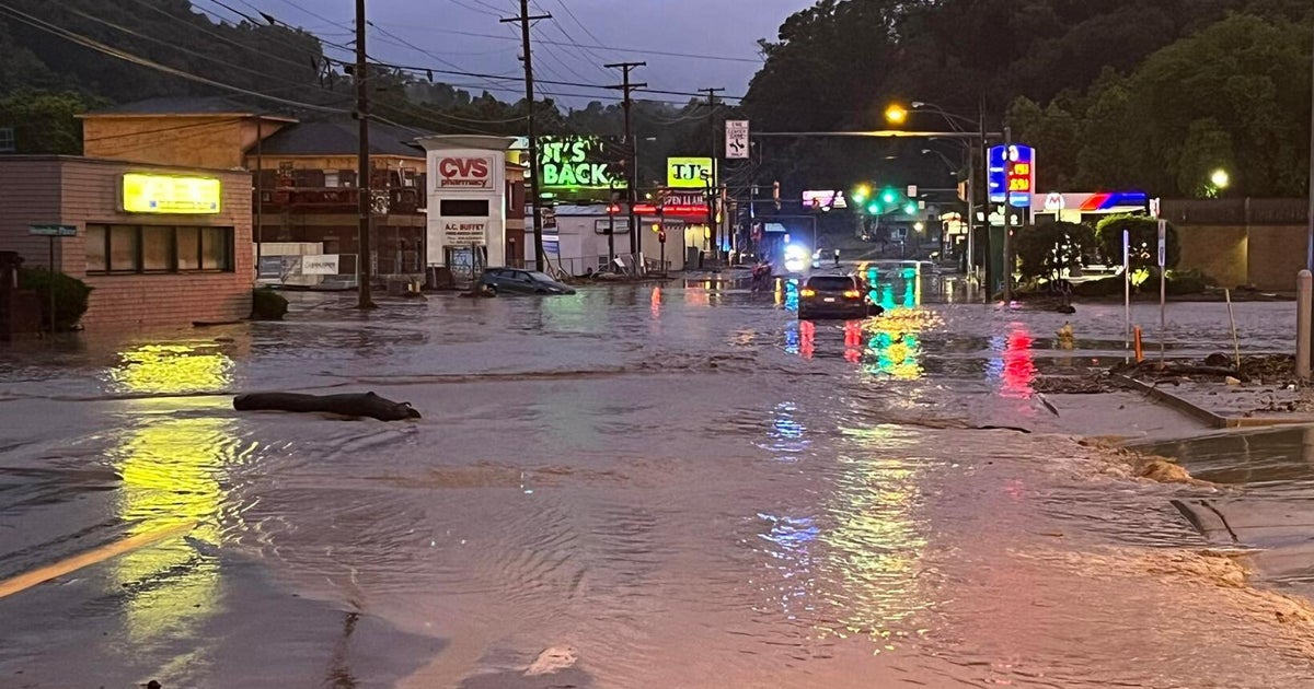 Flash floods kill 5 in West Virginia, 3 people missing after inches of rain fell in 30 minutes