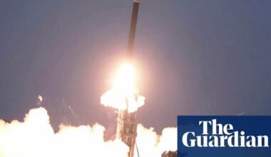 Why nuclear war, not the climate crisis, is humanity’s biggest threat, according to one author | Nuclear weapons