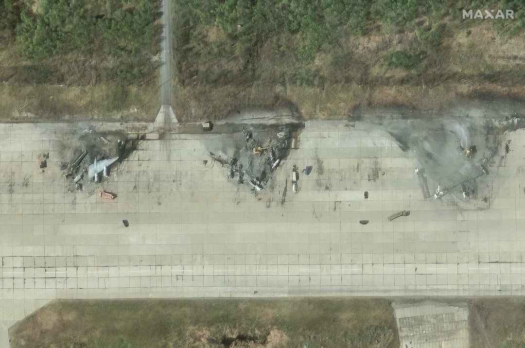 High-resolution satellite images of the Russian Belaya airbase in Murmansk region. 04.06.2025