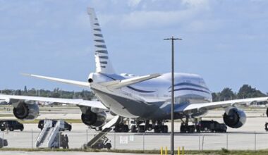 Hegseth to Air Force: Figure out how to modify Qatari jet