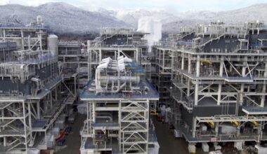 LNG Canada Kitimat plant officially begins LNG production