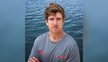 Peter Burling confirms move to Team NZ rival Luna Rossa