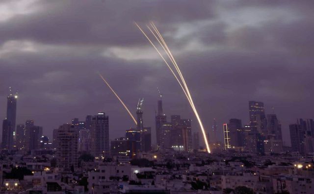 Bulgaria: Bulgaria Evacuates 11 Citizens from Jordan, Prepares for Operations in Israel and Iran