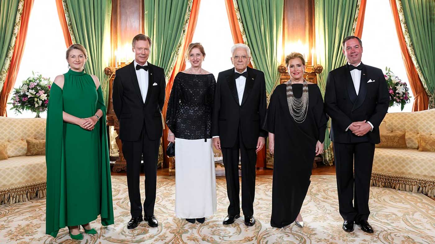 Henri, Maria Teresa, Guillaume et Stéphanie de Luxembourg sur leur 31 pour un dîner de gala en l'honneur du président italien