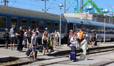 First direct train from Warsaw arrives in Rijeka, marking new era in Croatia–Poland travel