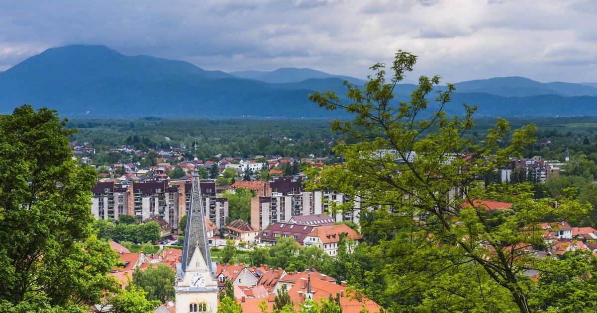 Vera v Sloveniji: Koliko Slovencev zares verjame v 'višjo silo' - Slovenija