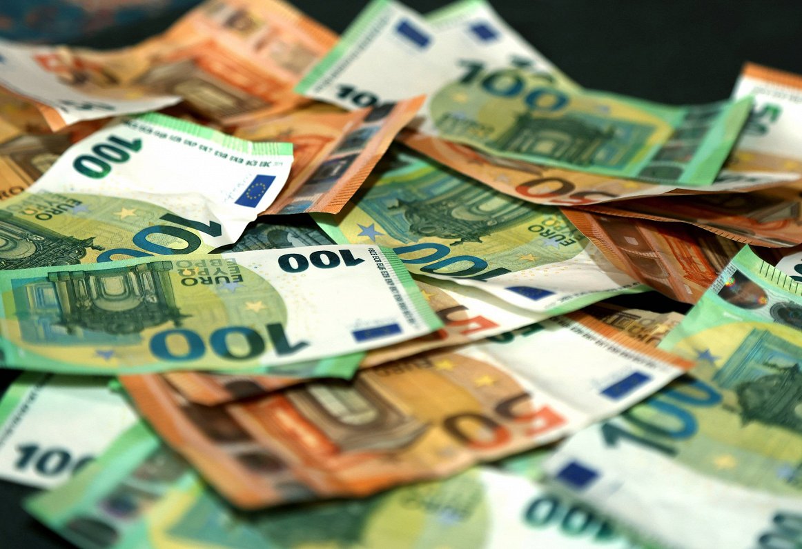 Large-scale money laundering scheme bust in Latvia / Article