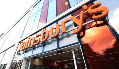 Government announces healthy food requirements for UK supermarkets in obesity crackdown