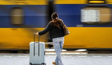 NS komt met beter loonaanbod, FNV nog niet aan tafel
