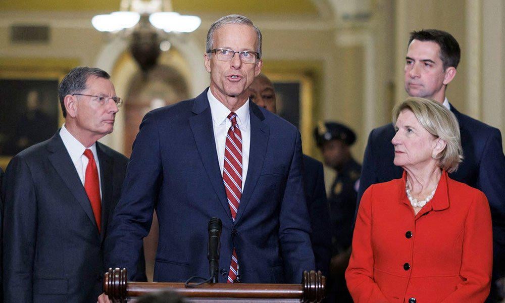 Trump Megabill Clears Senate Hurdle by One Vote After GOP Infighting