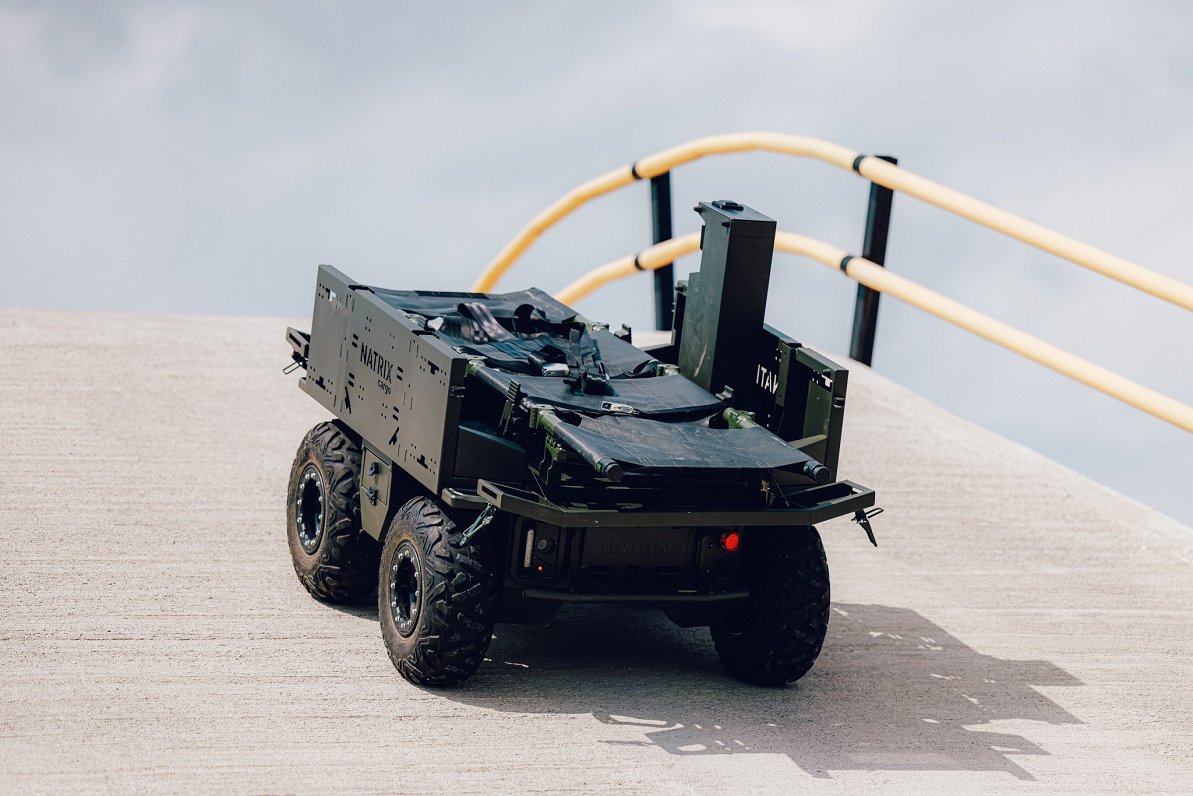 Uzsākti Latvijā izstrādāto attālināti vadāmo sauszemes un jūras dronu testi