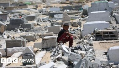 Gaza now worse than hell on earth, humanitarian chief tells BBC