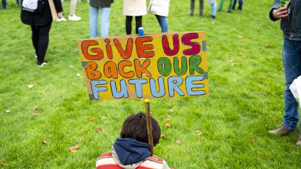 Nederlandse jongere ziet klimaatverandering minder als urgent probleem