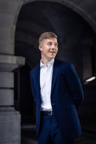 Prince Emmanuel is DJ Vyntrix