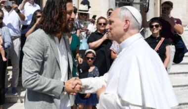 Jonathan Roumie, Jesus in ‘The Chosen,’ meets Pope Leo XIV: ‘An immeasurable honor’