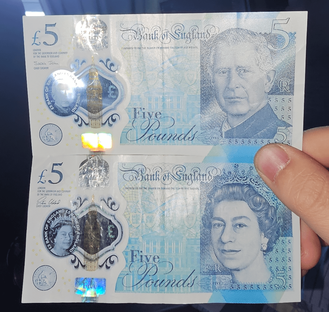 Got a new fiver from the cash machine