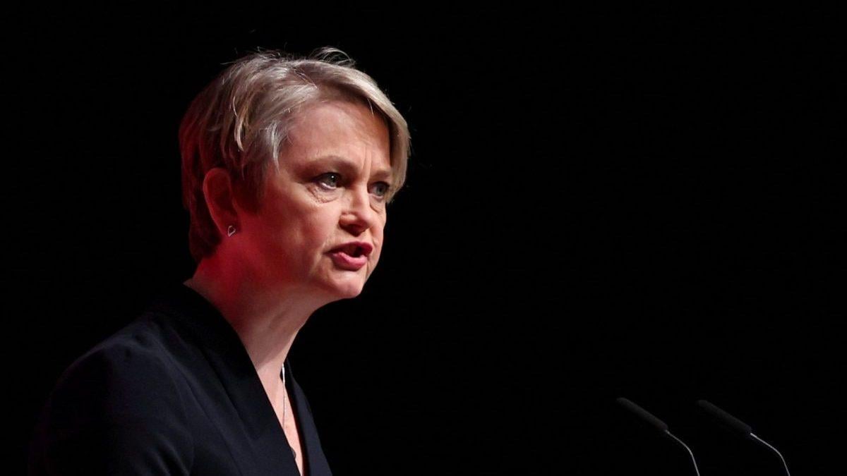 'Damning' grooming gangs report reveals ‘failure to protect children', says Cooper