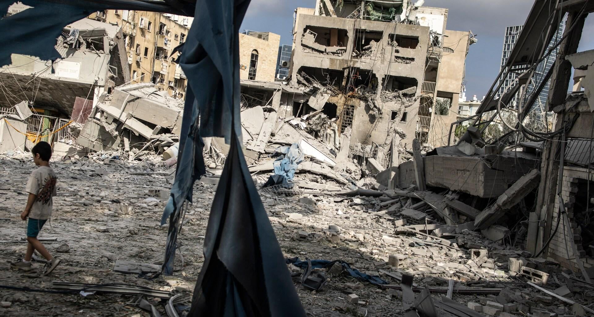 Israel, Iran swap deadly strikes for fourth day with no signs of restraint --Israel has attacked a hospital in Iran and the building of Iranian state TV; Iran has struck Haifa and the Tel Aviv area.