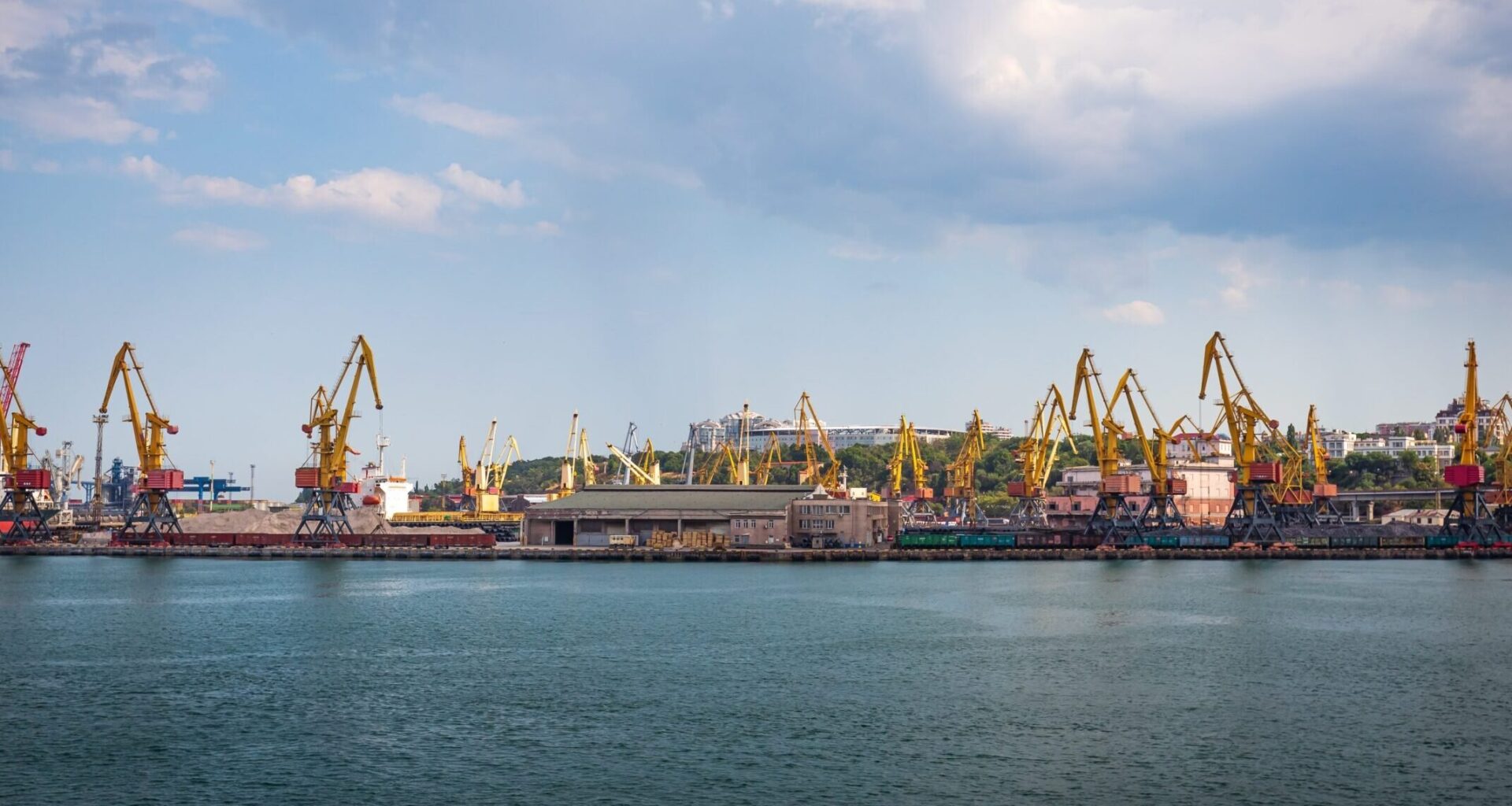 Zelenskyy: Russia wants to landlock Ukraine by seizing Odesa and reach neighboring countries