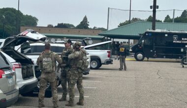Minnesota lawmaker shootings: Sibley County authorities issue emergency alert after suspect's vehicle found