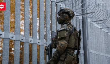 Migration crisis in Europe – Polish military officer charged | Ukrainian News