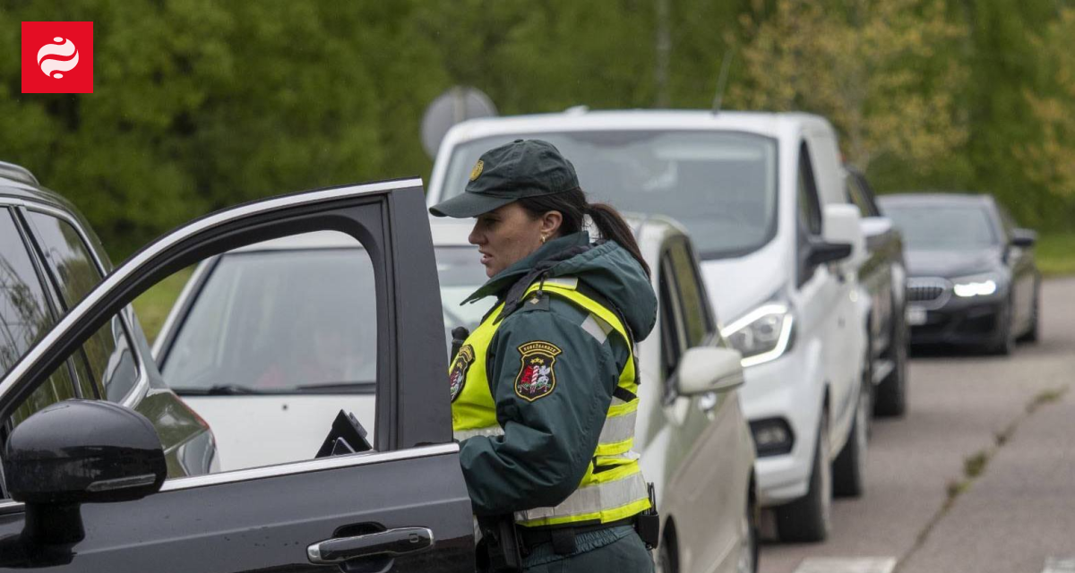 Latvia adopts ban on travel to Russia and Belarus for civil servants | Ukrainian News