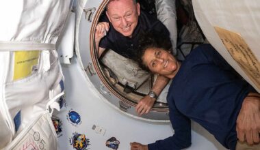 Astronauts Went to Space for Short Mission, Spent Nearly 300 Days 'Stranded'