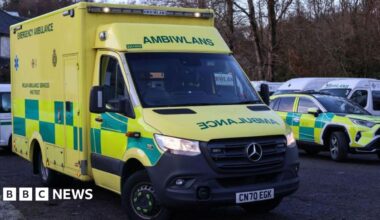 Many patients dying because of ambulance delays - coroner