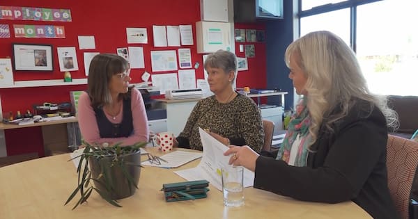 Educators demand transparency over literacy teacher service axing