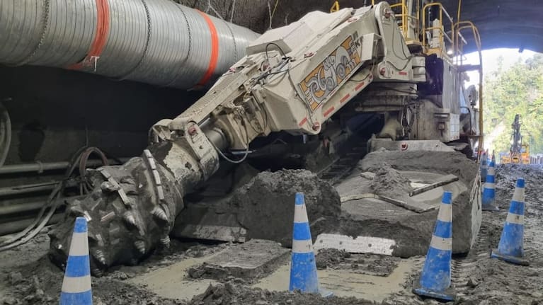 The 110 tonne roadheader machine in the Mt Messenger tunnel.
