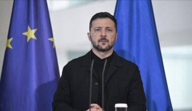 Zelenskyy stresses it is his duty to negotiate on territories in Ukraine-Russia peace talks