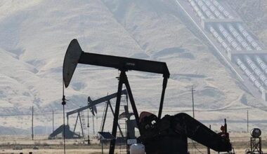 US oil rig count down by 6 for week ending June 27