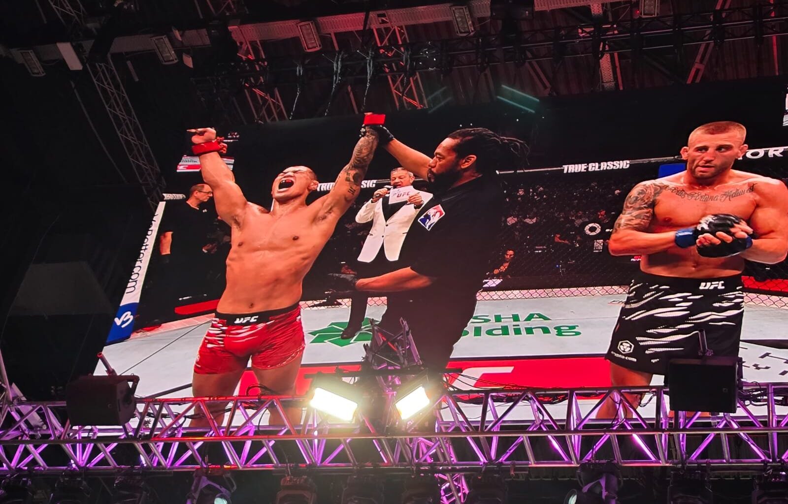 UFC Fight Night: winner of welterweight preliminary bout between fighters from Wales and South Korea determined (PHOTO)