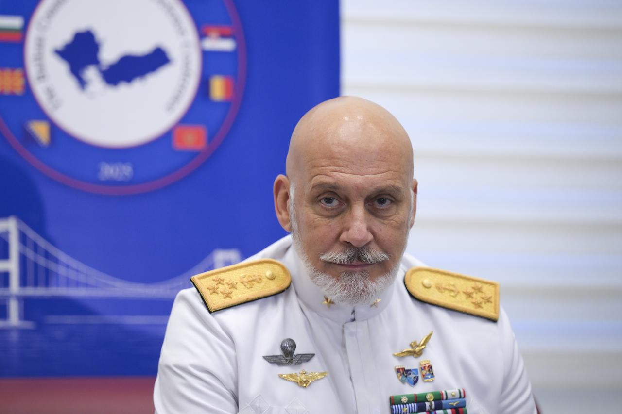 Türkiye seen as key player in Russia-Ukraine peace process, NATO military chief says