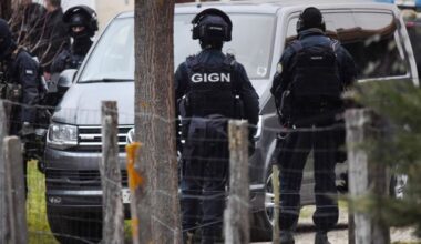 Assassinat « terroriste » dans le Var : le suspect avait prêté allégeance « au drapeau français »