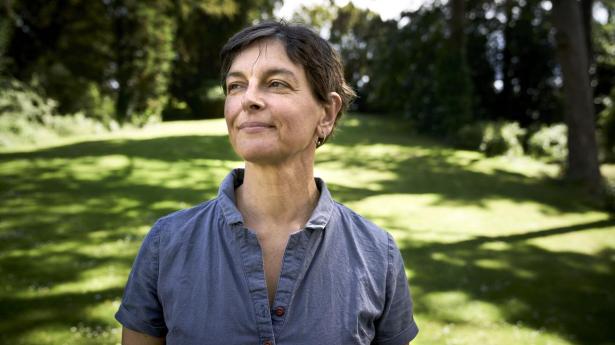 AI skal spare millioner i det offentlige – men mange ansatte føler sig ikke klar