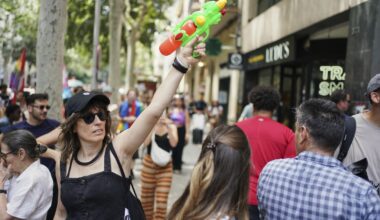 Spaniards turn water pistols on visitors to protest tourism : NPR